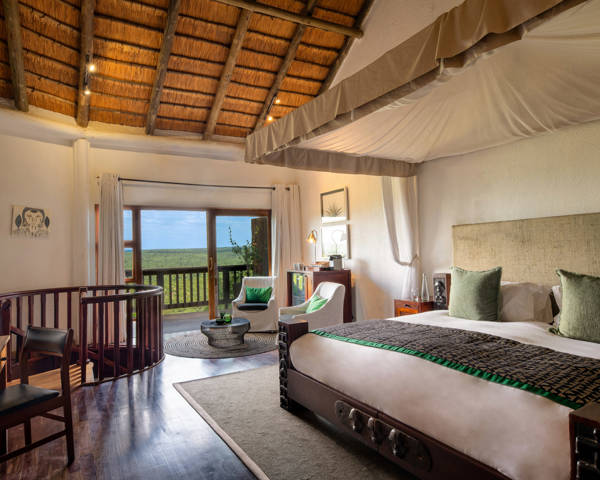 Rock Cliff Rooms